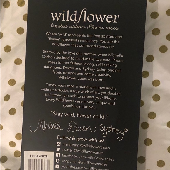 Wildflower purple and white plaid case! Used once! - Picture 2 of 5